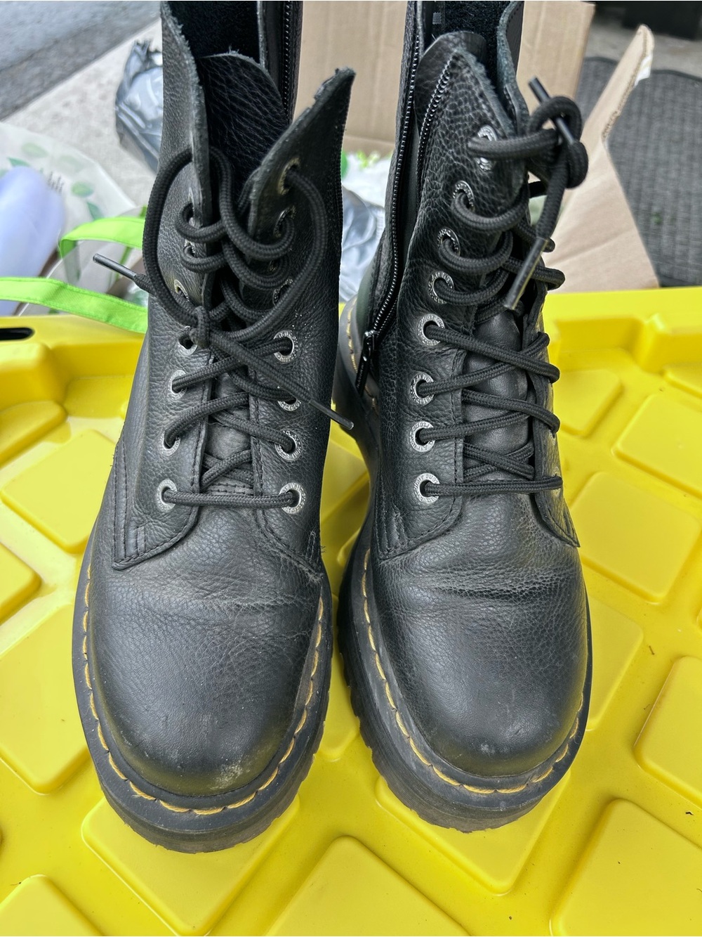 Doc Marten Jadon III Black - Picture 2 of 5